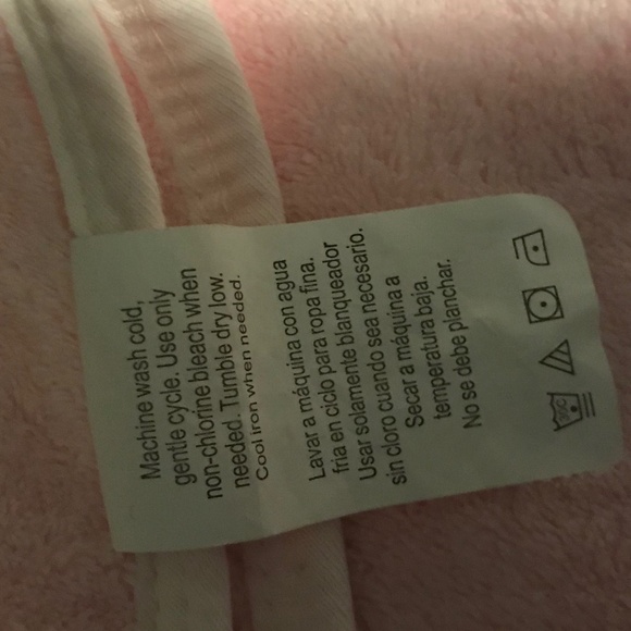 Unicorn Towel Hoodie Robe Pink with White Unicorn Head Pinnkku Size 3 / 4 NWOT - Picture 7 of 7